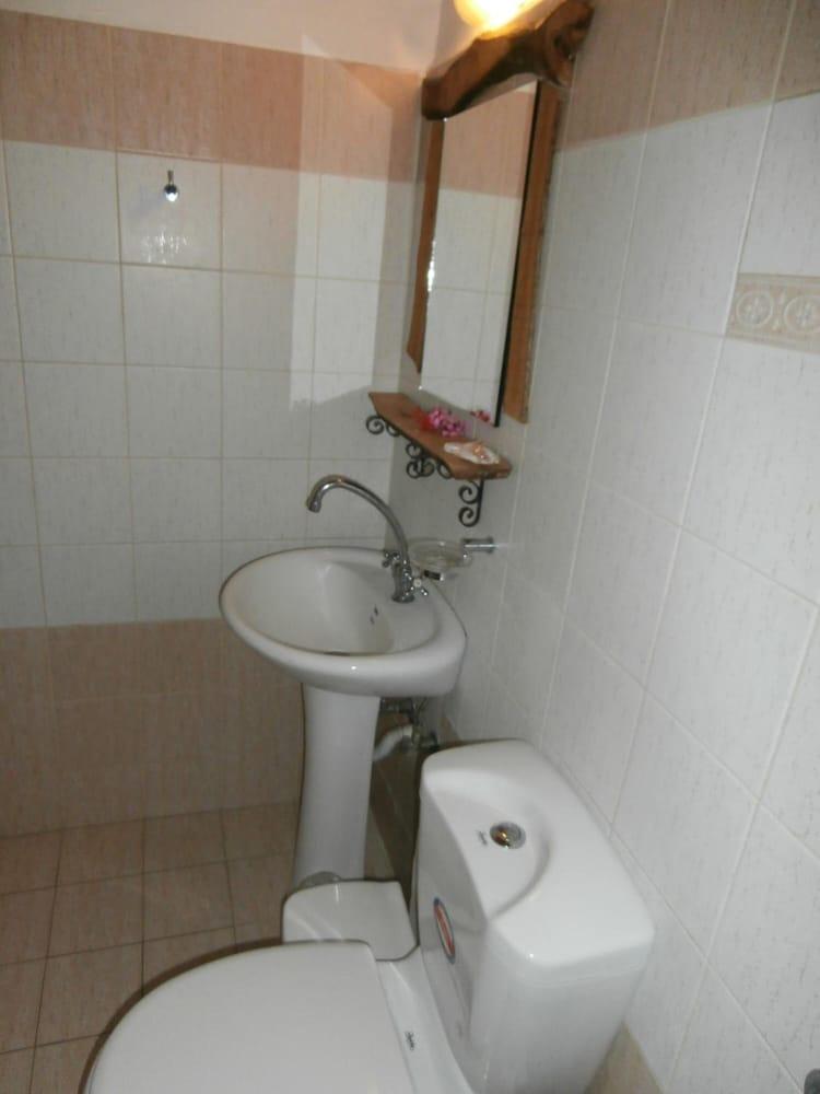 Apartment Pansion Limni Keri