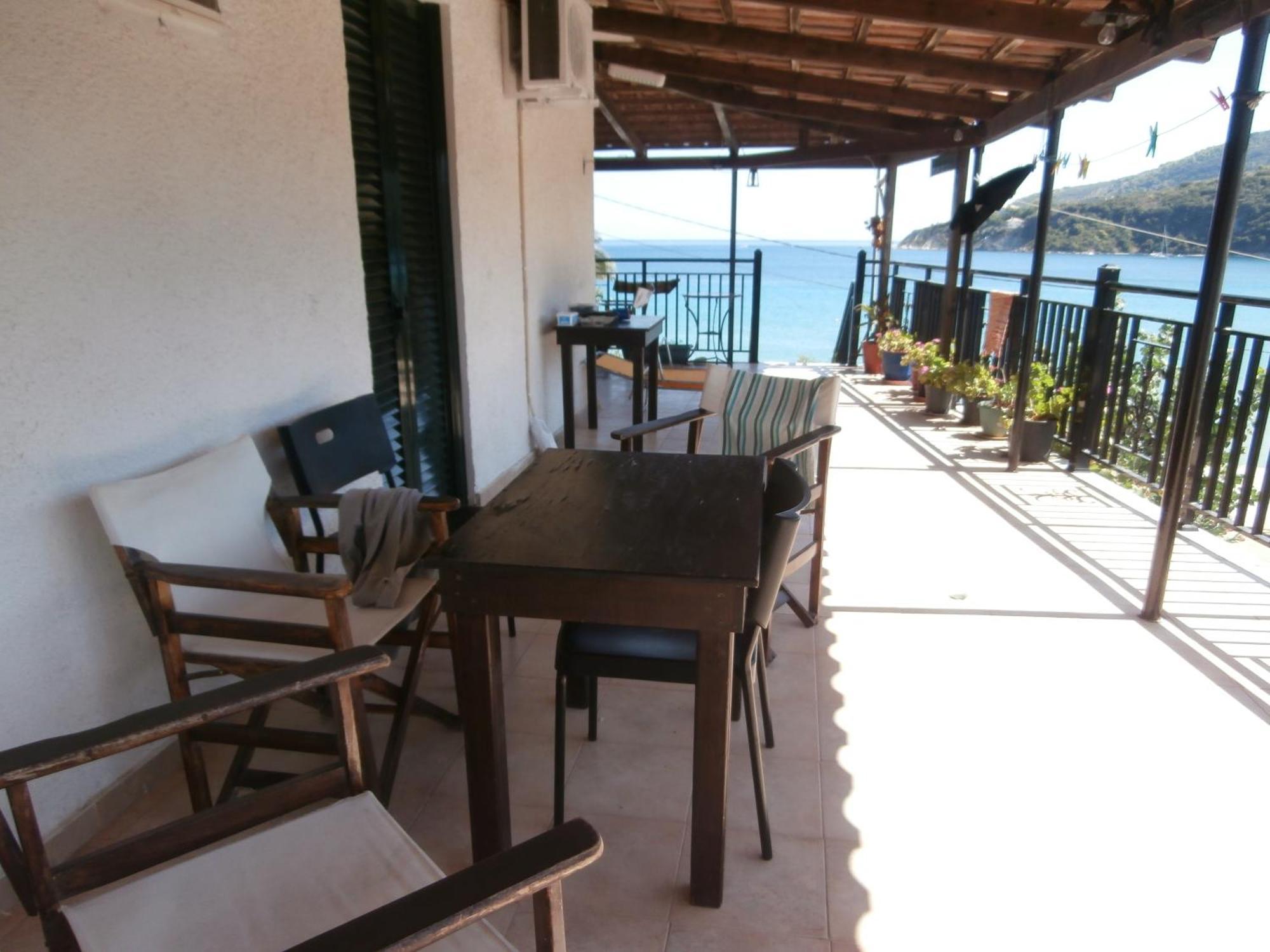 Apartment Pansion Limni